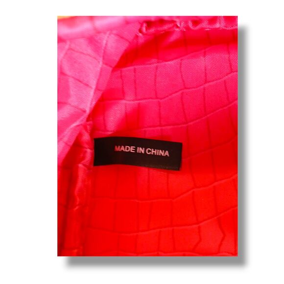 Lancôme Pink Canvas Makeup Train Case Faux Crocodile Pattern 8.5 x 5 x 5 Inch - Picture 8 of 9